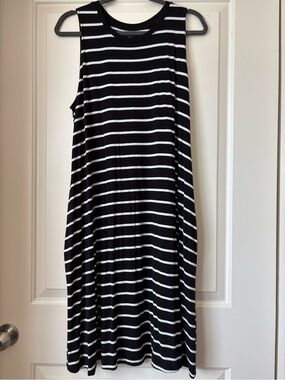 Time and Tru Black and White Striped Dress